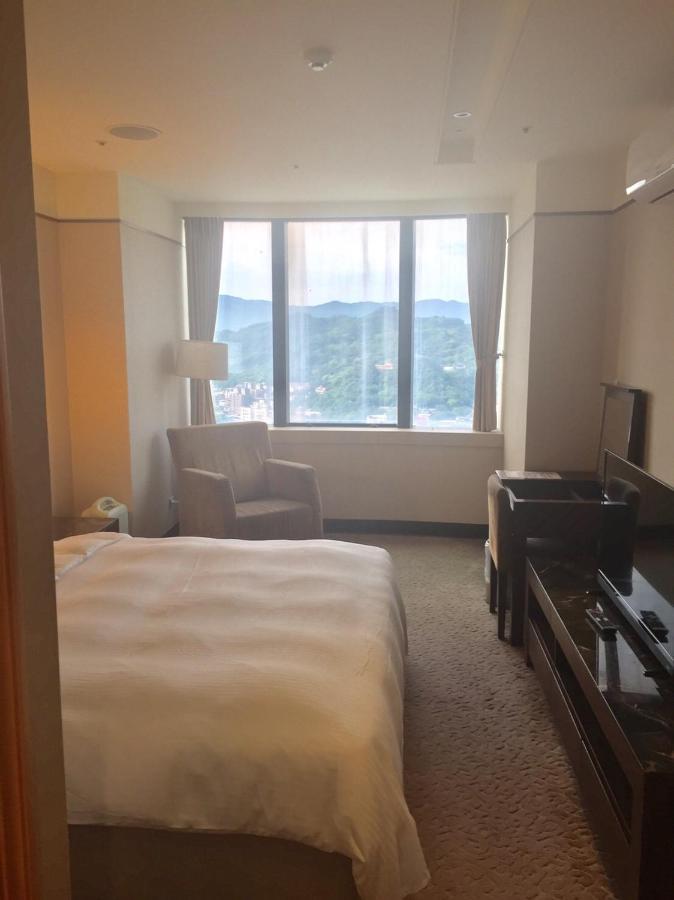 Rhine Inn Chilung Exteriör bild