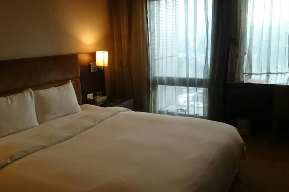 Rhine Inn Chilung Exteriör bild
