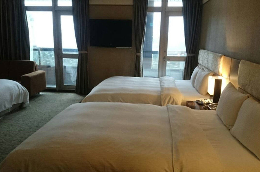 Rhine Inn Chilung Exteriör bild