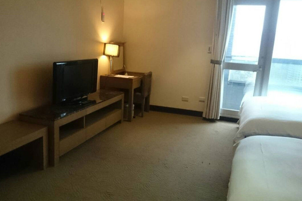 Rhine Inn Chilung Exteriör bild